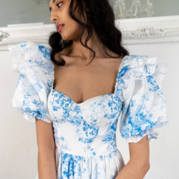 Fanciful Doll Floral Blue Maxi Dress - Picture 2 of 13